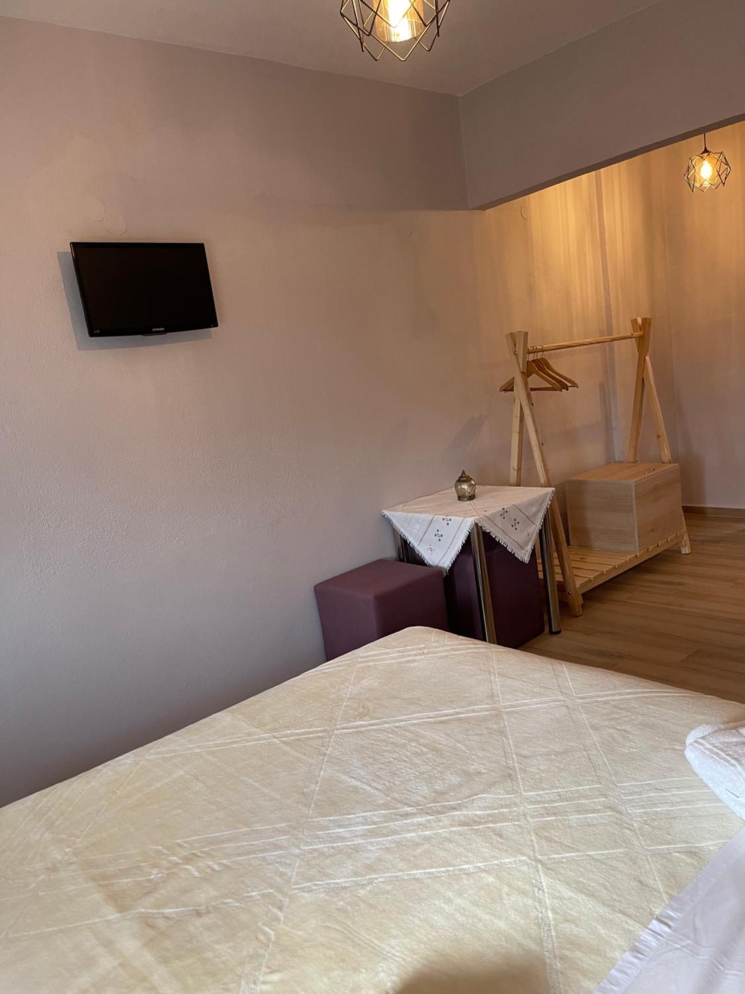 Agapi Hotell Órma Eksteriør bilde